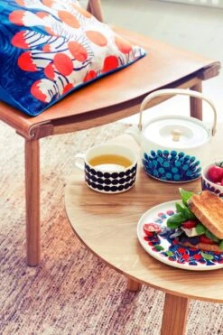 Marimekko Oiva - Siirtolapuutarha Tea Cup 2,5 Dl -Marimekko 046 64367