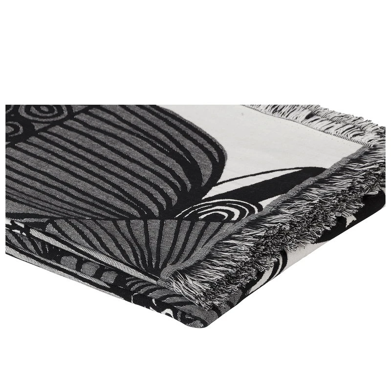 Marimekko Siirtolapuutarha Blanket, Black - Off White 5 Marimekko Siirtolapuutarha Blanket, Black - Off White - Image 3