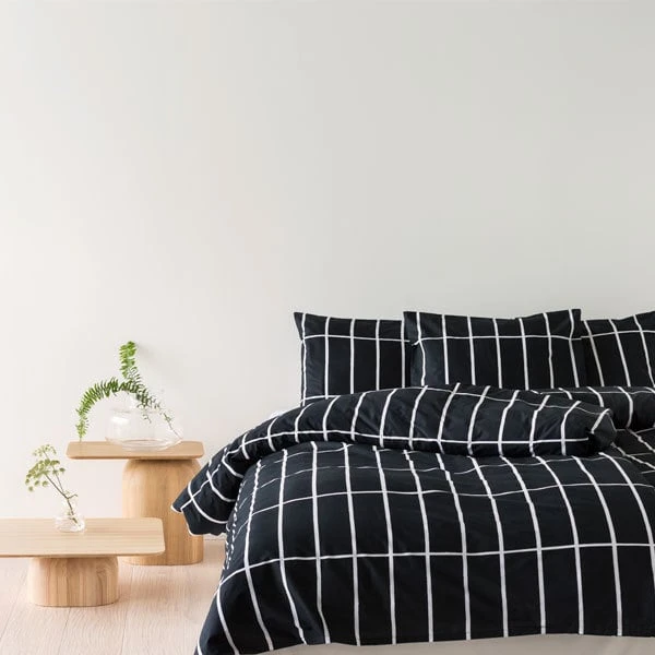 Marimekko Tiiliskivi Double Duvet Cover, 240 X 220 Cm 4 Marimekko Tiiliskivi Double Duvet Cover, 240 X 220 Cm - Image 2