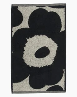 Marimekko Unikko Guest Towel, Cotton - Dark Blue 5 Marimekko Unikko Guest Towel, Cotton - Dark Blue -Marimekko MM 203 unikko co li vieraspzzhe 30x50 070527 TO