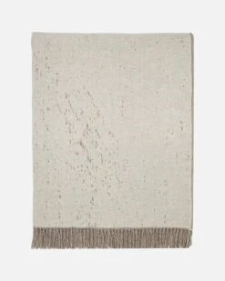 Marimekko Kuiskaus Blanket, Grey - Off White 10 Marimekko Kuiskaus Blanket, Grey - Off White -Marimekko MM 224 kuiskaus blanket 130x170cm 071948 910 FR2