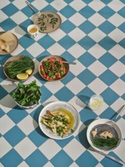 Marimekko Oiva - Räsymatto Plate 20,5 Cm, White - Black -Marimekko MM 231 120