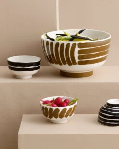 Marimekko Oiva - Hyräily Bowl, 3 L, White - Wet Sand -Marimekko MM 231 Hyraily 189 2 2