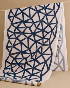 Marimekko Ukkospilvi Fabric, Peach - Dark Blue -Marimekko MM 231 Ukkospilvi 1 1