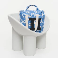 Marimekko Mono City Tote Unikko Shoulder Bag, Cotton - Light Blue 12 Marimekko Mono City Tote Unikko Shoulder Bag, Cotton - Light Blue -Marimekko MM 232 city bag unikko 091971 845 DE1 2role