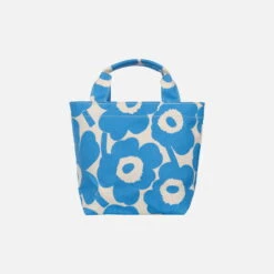 Marimekko Mono Mini Tote Unikko Bag, Cotton - Light Blue 12 Marimekko Mono Mini Tote Unikko Bag, Cotton - Light Blue -Marimekko MM 232 lunch tote unikko 091970 845 BA1role