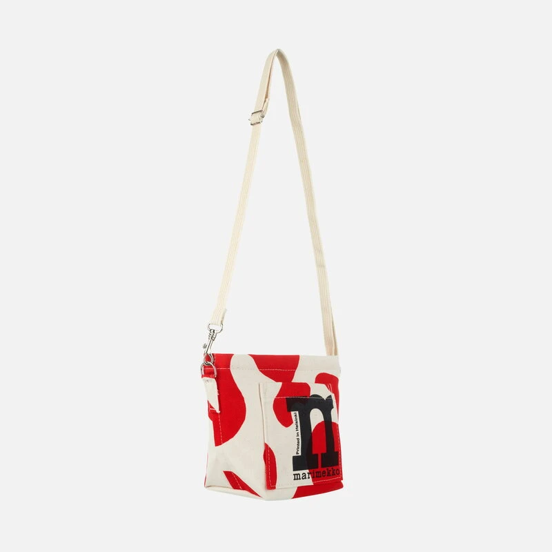 Marimekko Mono Mini Crossbody Pulloposti Shoulder Bag, Cotton - Red 8 Marimekko Mono Mini Crossbody Pulloposti Shoulder Bag, Cotton - Red - Image 6