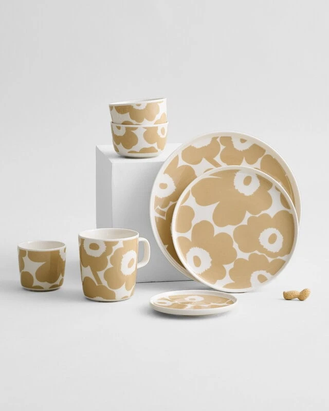 Marimekko Oiva - Unikko Plate 20 Cm, White - Beige 5 Marimekko Oiva - Unikko Plate 20 Cm, White - Beige - Image 3