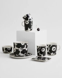 Marimekko Oiva - Unikko Mug 2,5 Dl, White - Black -Marimekko MM cont Unikko 3 2
