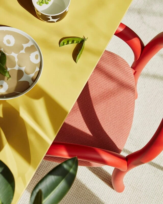 Marimekko Oiva - Unikko Plate 20 Cm, White - Beige 6 Marimekko Oiva - Unikko Plate 20 Cm, White - Beige - Image 4