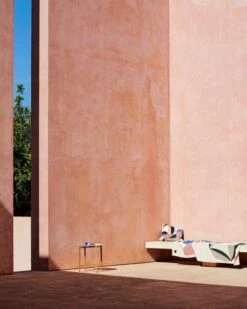 Marimekko Berry Throw, Cotton - Red - Electric Blue -Marimekko Marimekko 223 224 14 0016