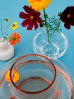 Marimekko Umpu Vase, Clear 10 Marimekko Umpu Vase, Clear -Marimekko WEB marimekko strawberry field 2987